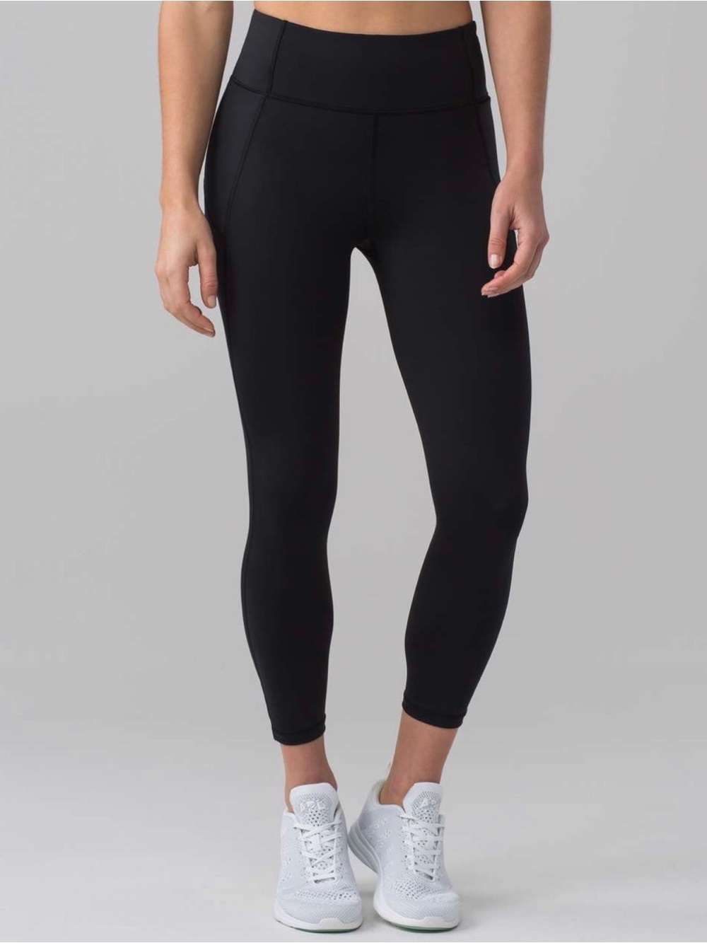 Lululemon Final Lap Crop 23” Nulux Black Size 6